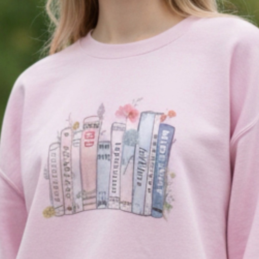 TS Pink Eras Tour book Sweatshirt XL - Picture 2 of 7